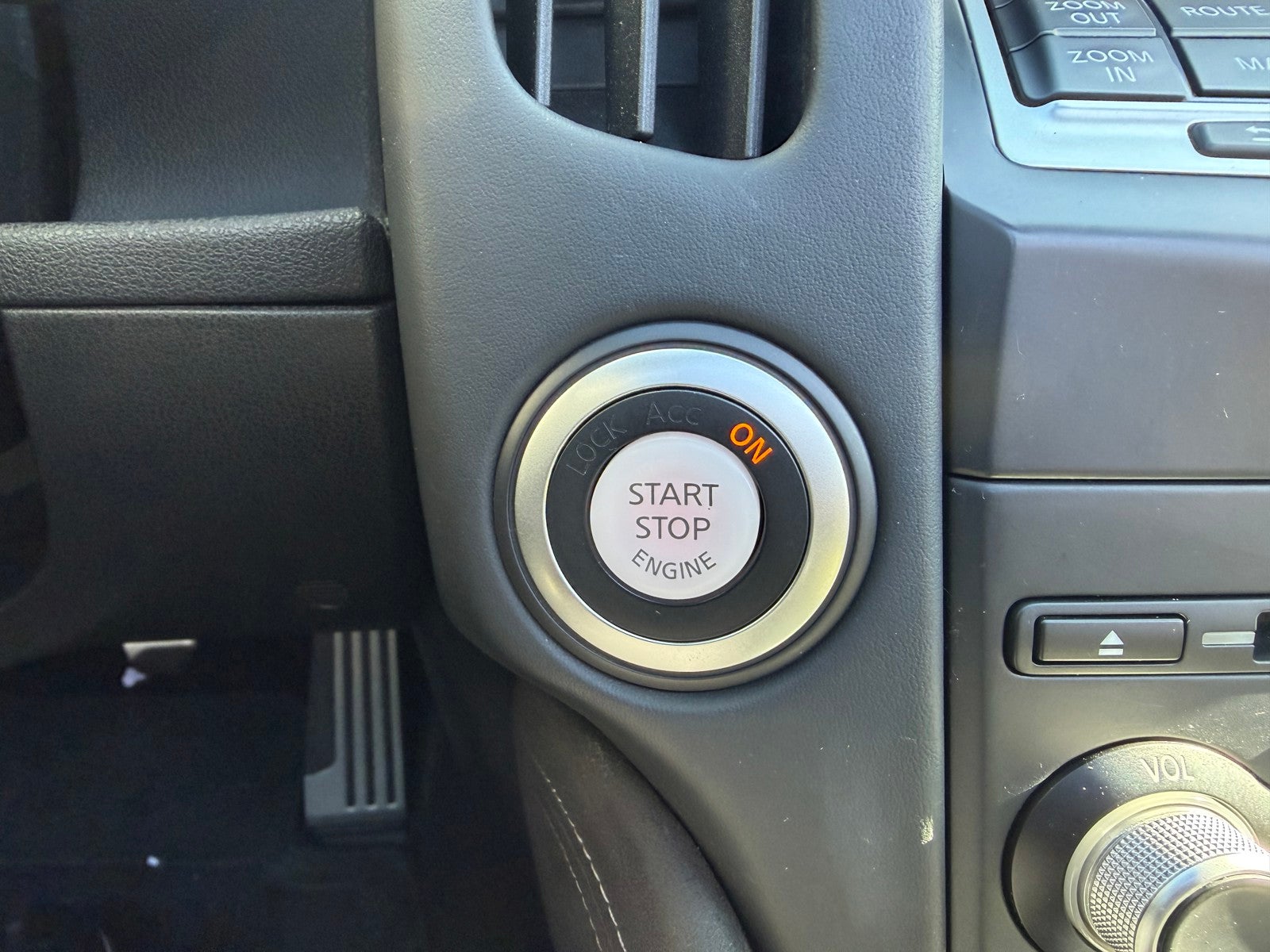 2017 Nissan 370Z Touring Sport