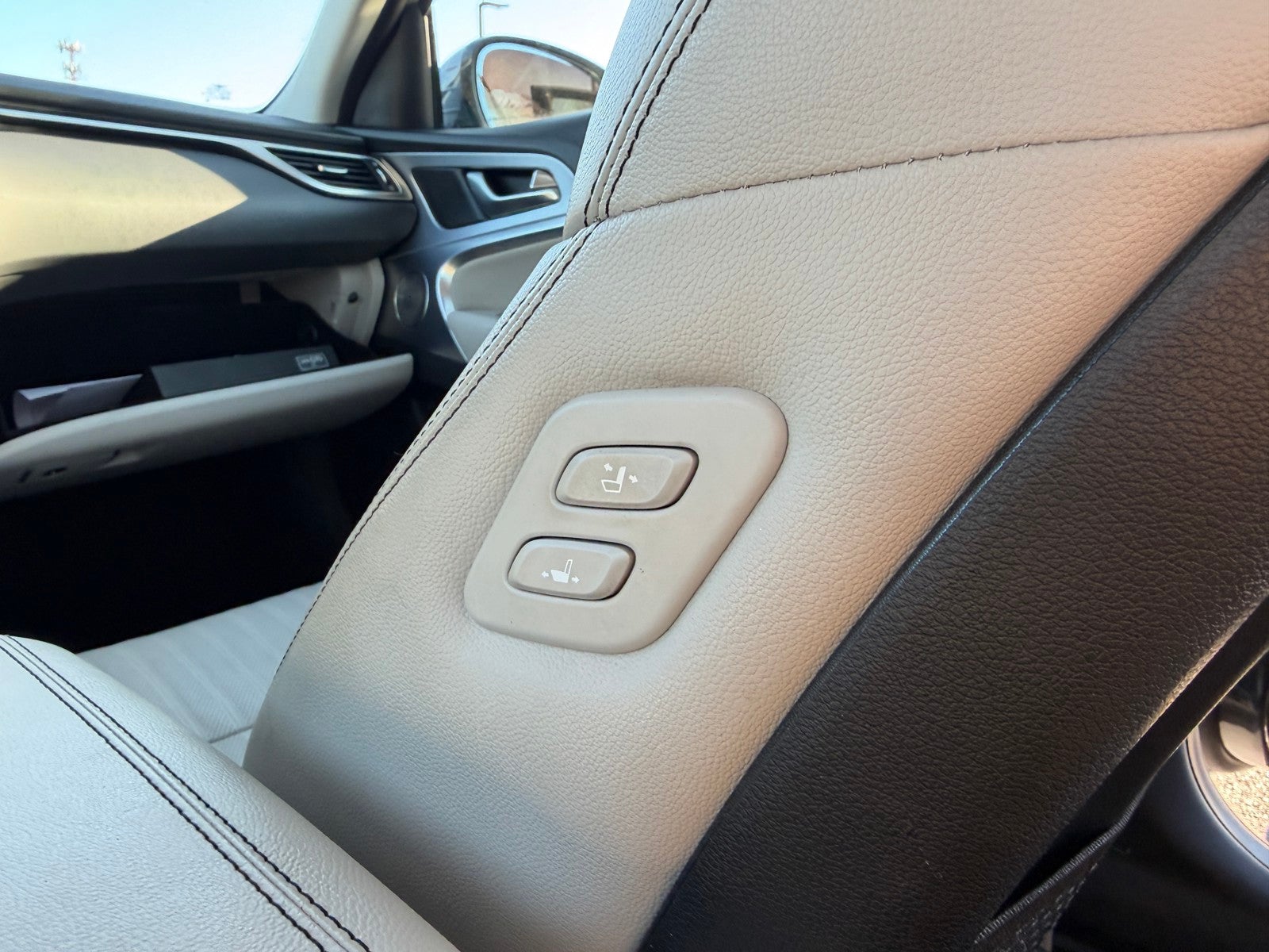 2019 Genesis G70 2.0T Advanced