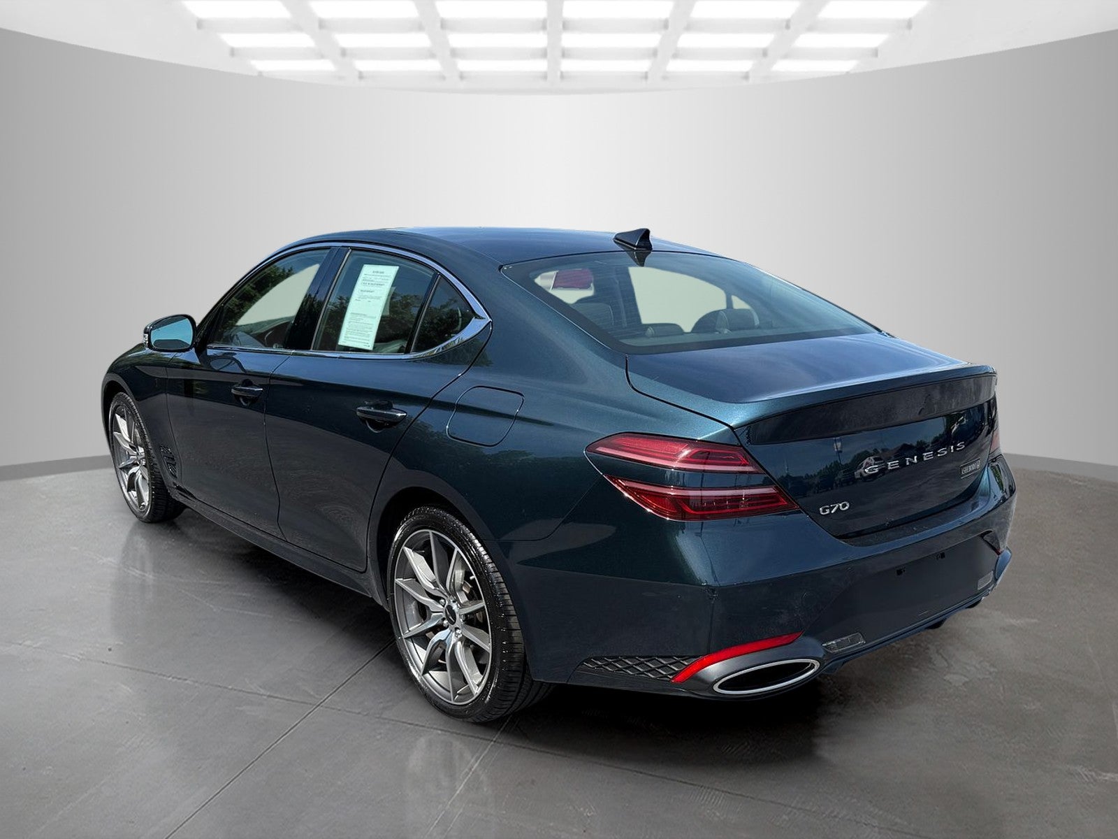 2025 Genesis G70 2.5T
