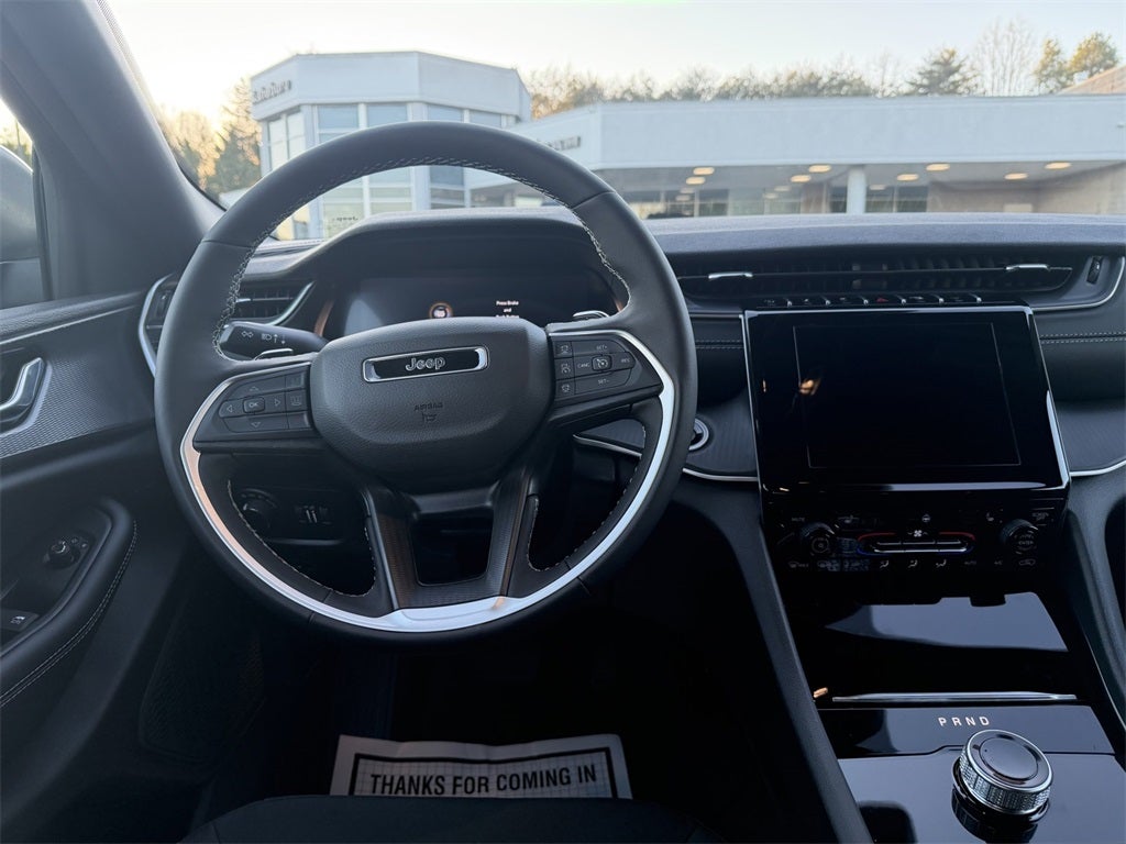 2026 Jeep Grand Cherokee Laredo