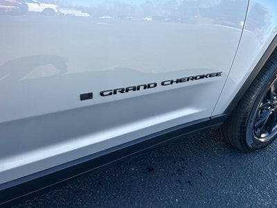 2026 Jeep Grand Cherokee Laredo