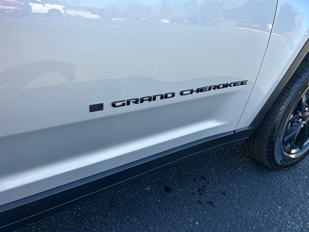 2026 Jeep Grand Cherokee Laredo