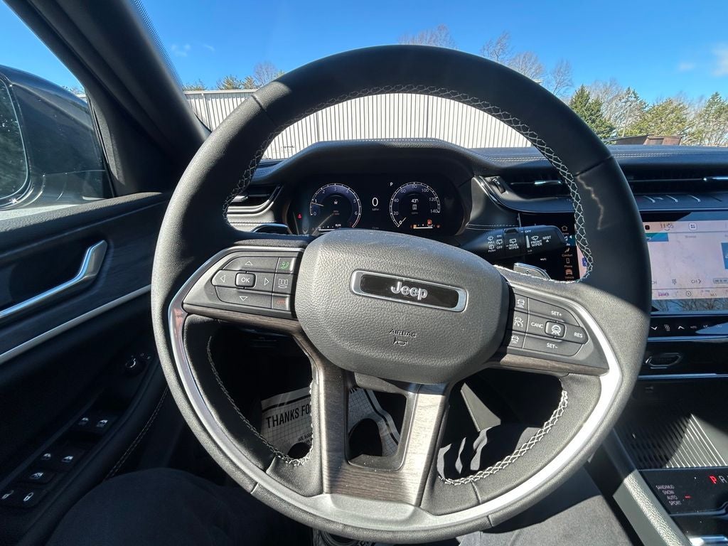 2026 Jeep Grand Cherokee Laredo