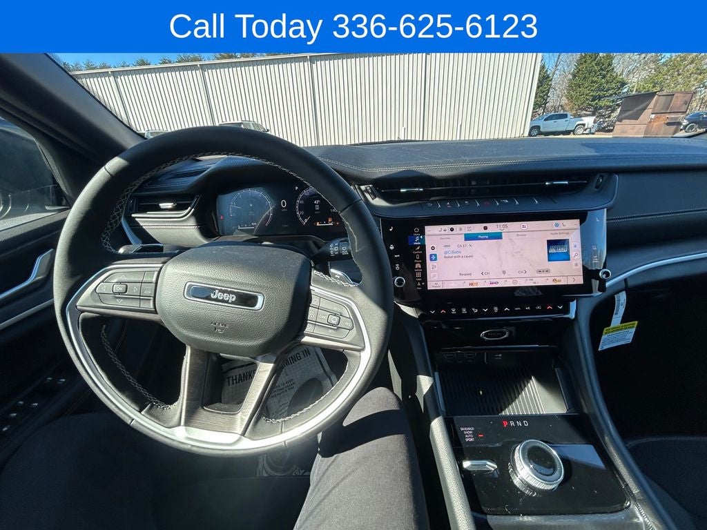 2026 Jeep Grand Cherokee Laredo