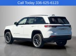 2027 Jeep Grand Cherokee Laredo Altitude