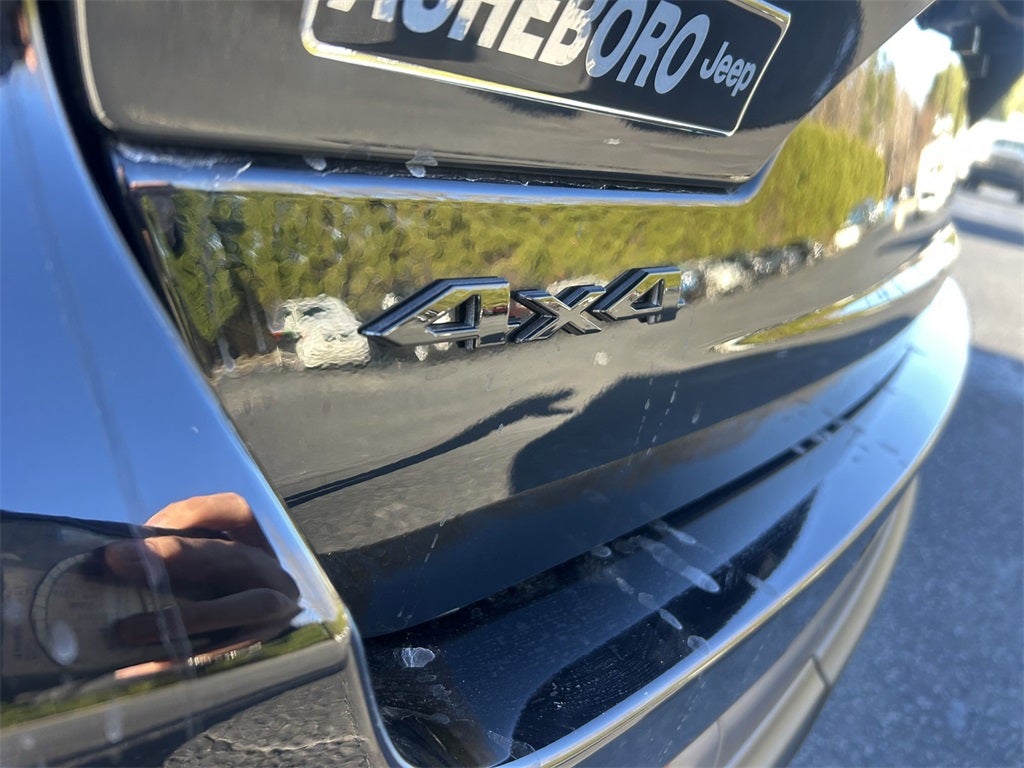 2026 Jeep Grand Cherokee Laredo