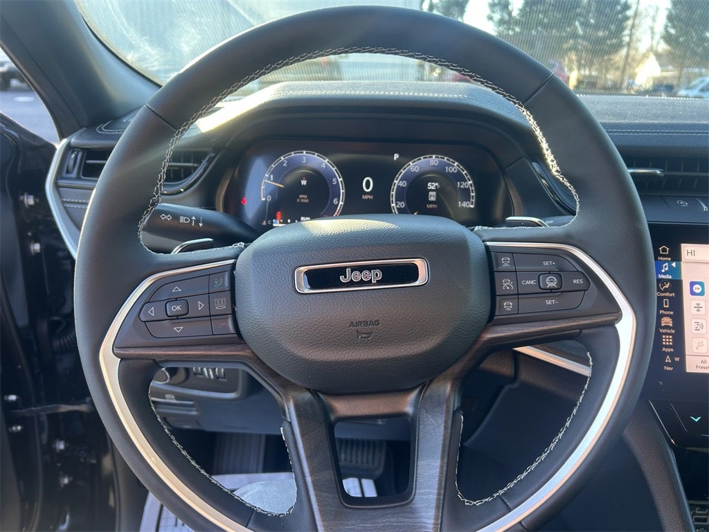 2026 Jeep Grand Cherokee Laredo