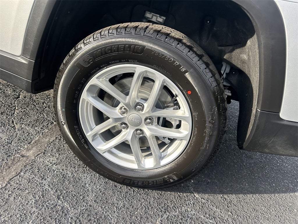 2026 Jeep Grand Cherokee L Laredo