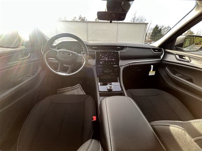 2026 Jeep Grand Cherokee L Laredo