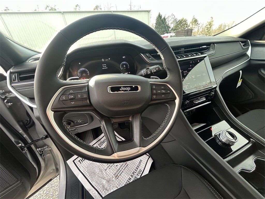 2026 Jeep Grand Cherokee L Laredo