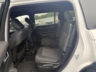 2026 Jeep Grand Cherokee L Laredo