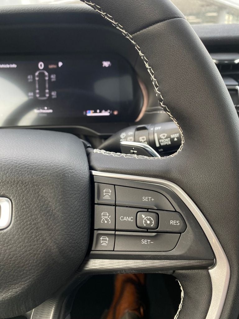 2026 Jeep Grand Cherokee L Laredo