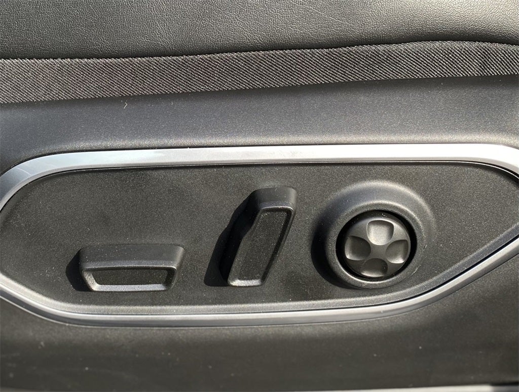 2026 Jeep Grand Wagoneer L Base