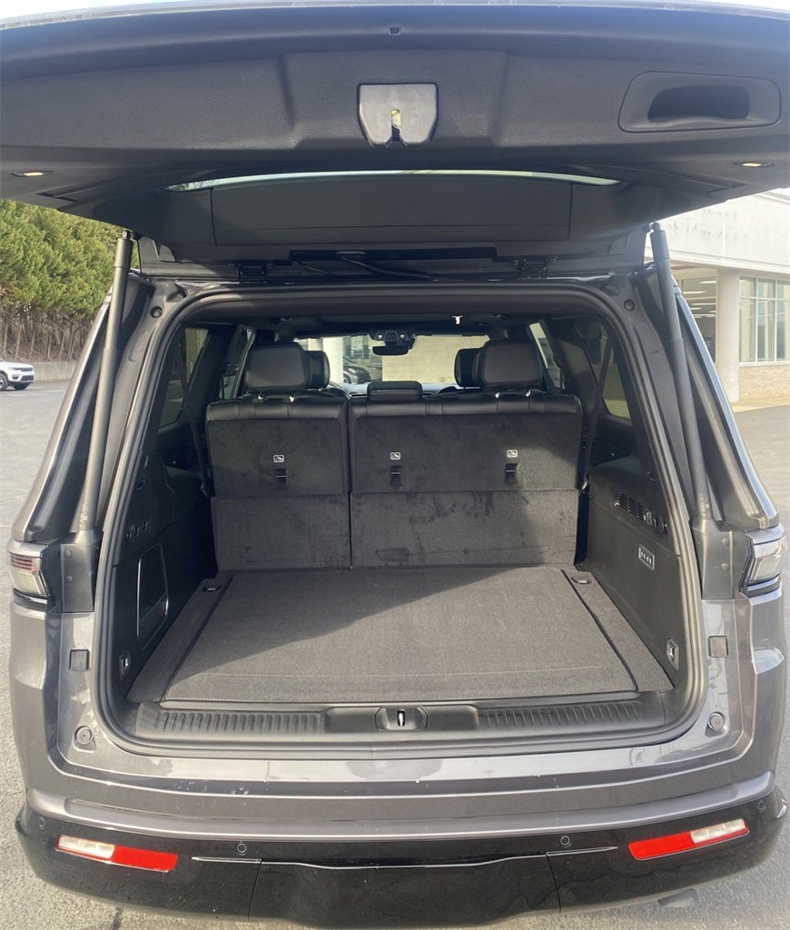 2026 Jeep Grand Wagoneer L Base