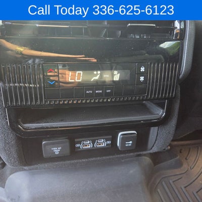 2024 Jeep Wagoneer Base