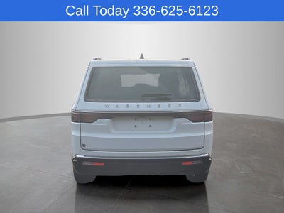 2024 Jeep Wagoneer Base