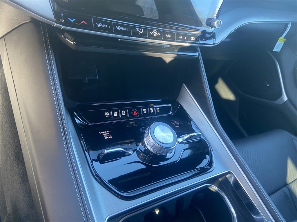 2026 Jeep Grand Wagoneer Base