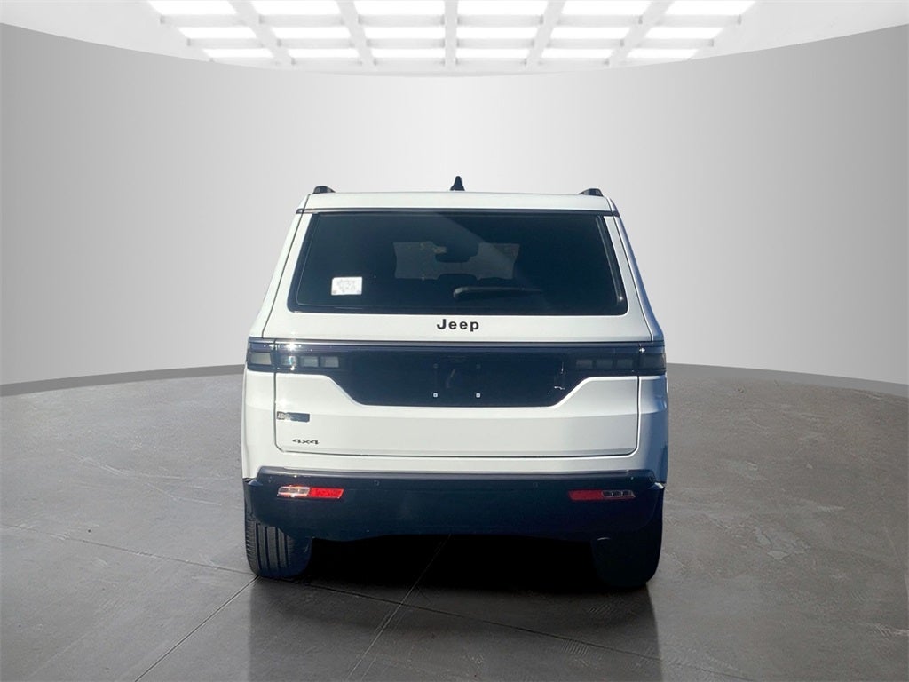 2026 Jeep Grand Wagoneer Base