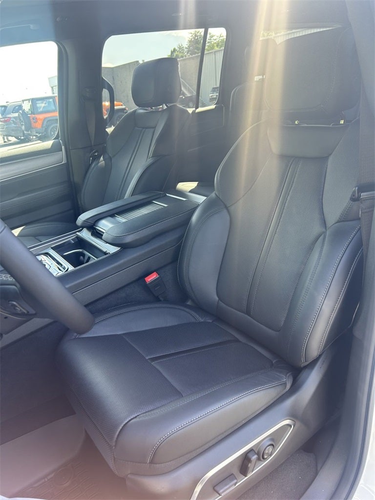 2025 Jeep Wagoneer Series II