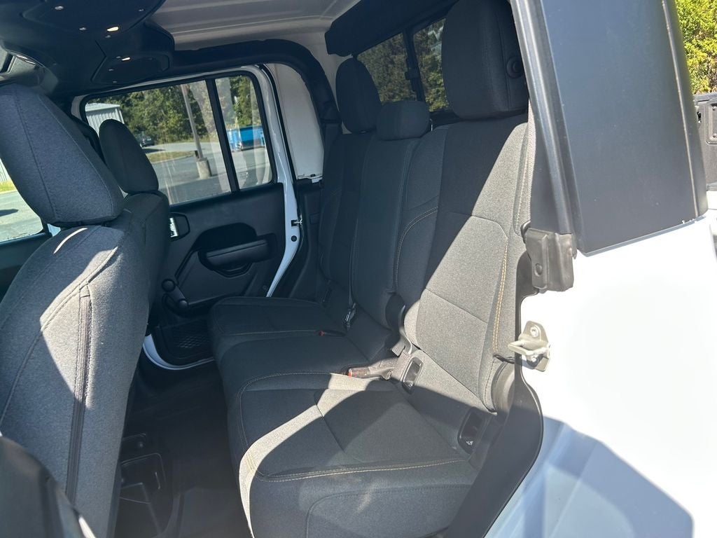 2024 Jeep Gladiator Sport