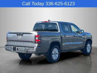 2022 Nissan Frontier SV