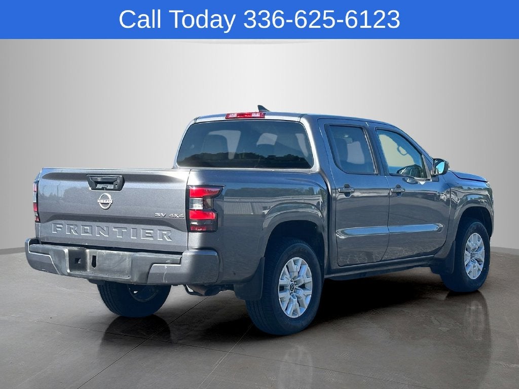 2022 Nissan Frontier SV