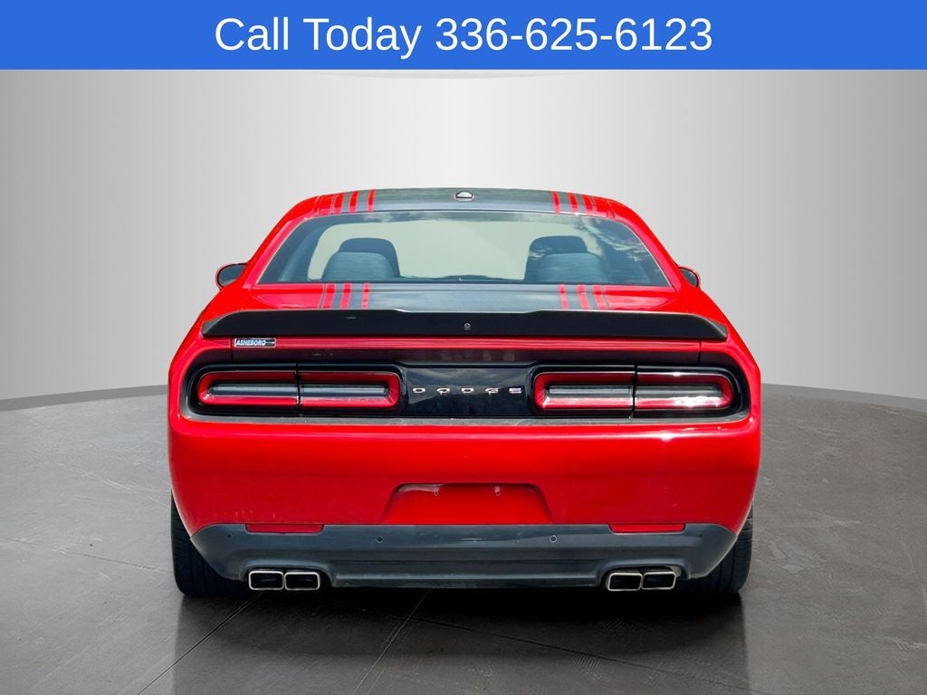 2016 Dodge Challenger R/T Shaker