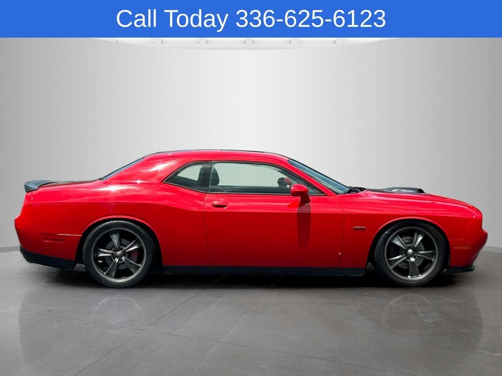2016 Dodge Challenger R/T Shaker