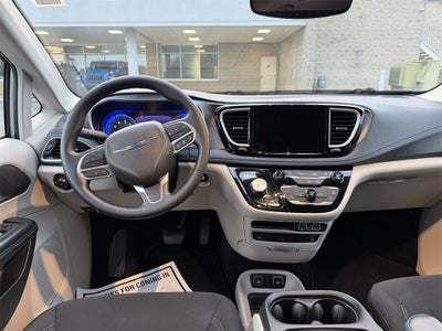 2021 Chrysler Pacifica Touring