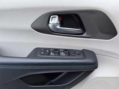 2021 Chrysler Pacifica Touring