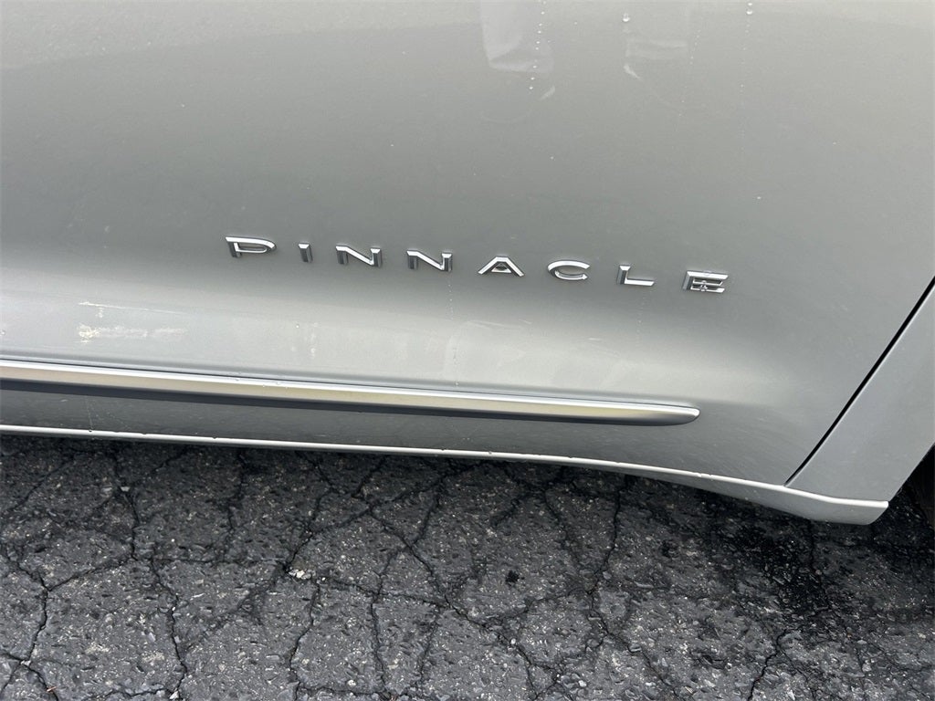 2026 Chrysler Pacifica Pinnacle