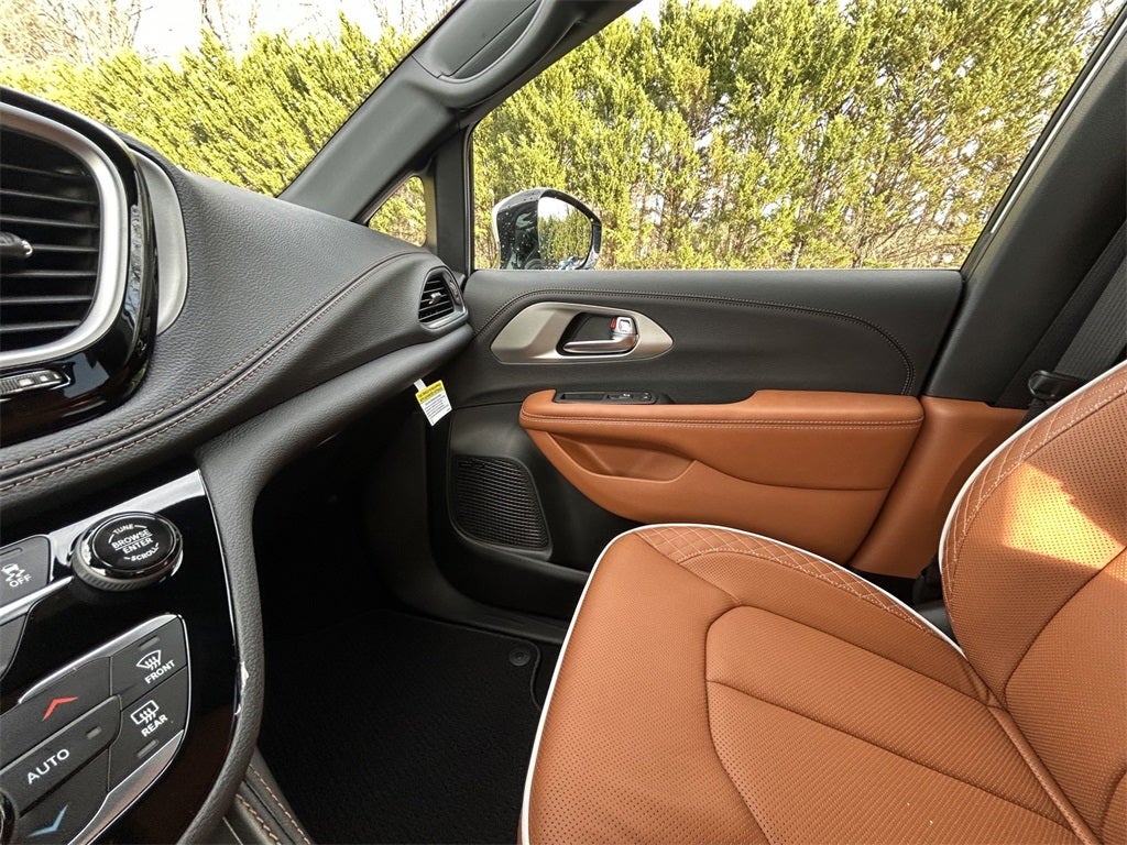 2026 Chrysler Pacifica Pinnacle