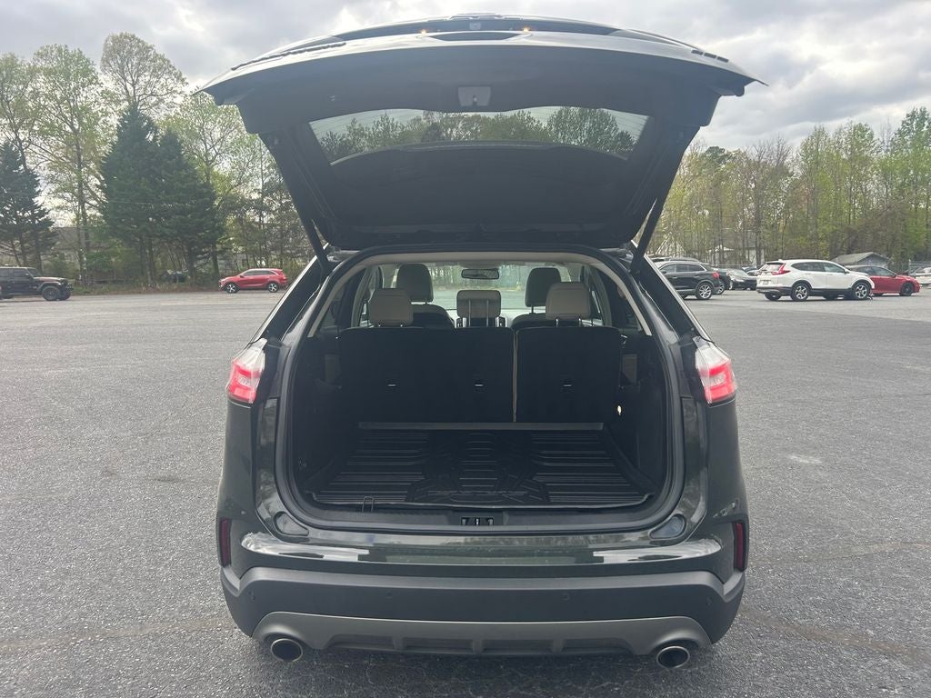 2023 Ford Edge Titanium