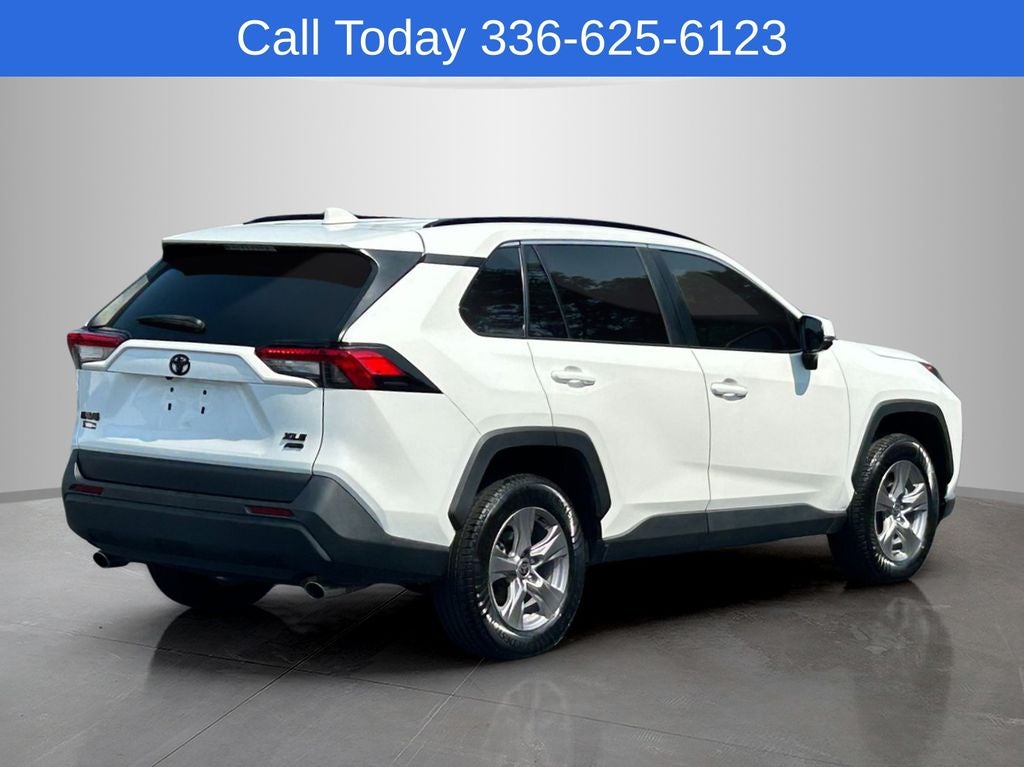 2023 Toyota RAV4 LE