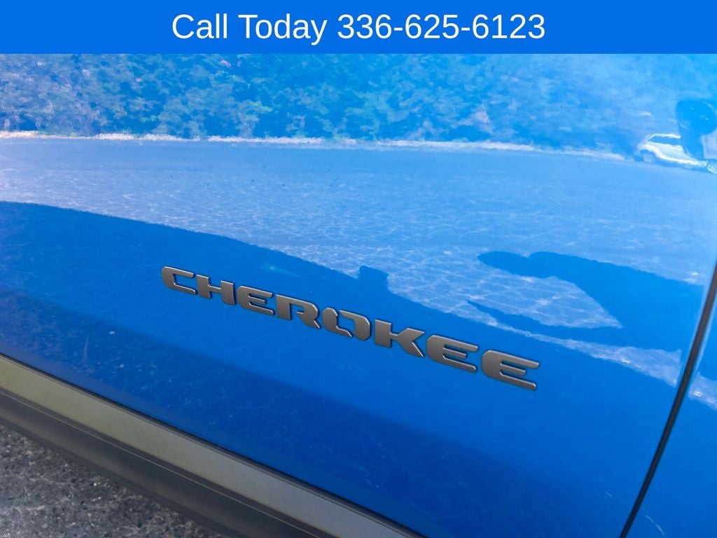 2026 Jeep Cherokee Laredo