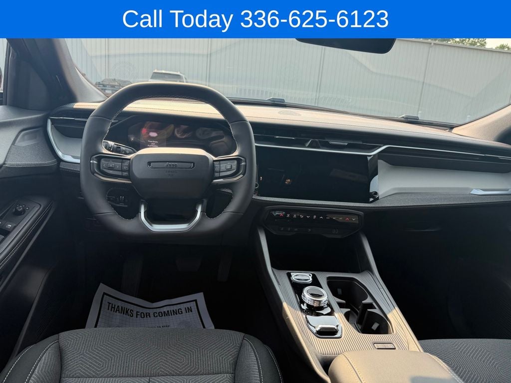 2026 Jeep Cherokee Laredo