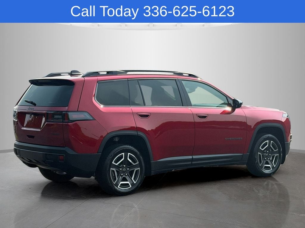 2026 Jeep Cherokee Laredo