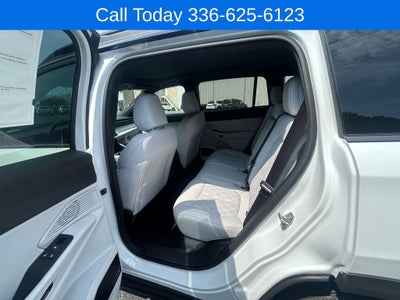 2026 Jeep Cherokee Overland