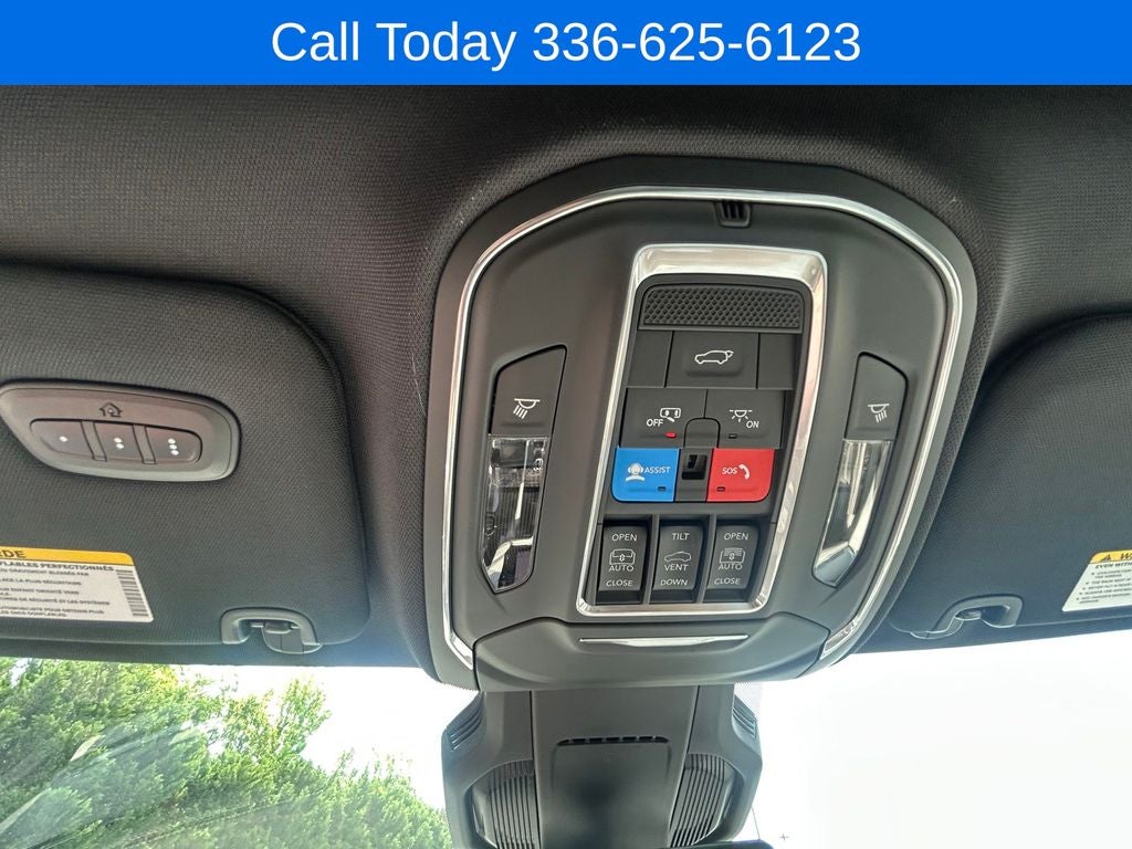 2026 Jeep Cherokee Overland