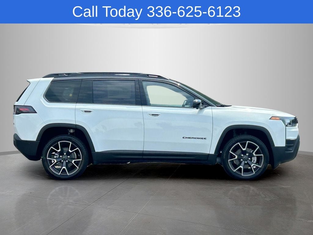 2026 Jeep Cherokee Overland