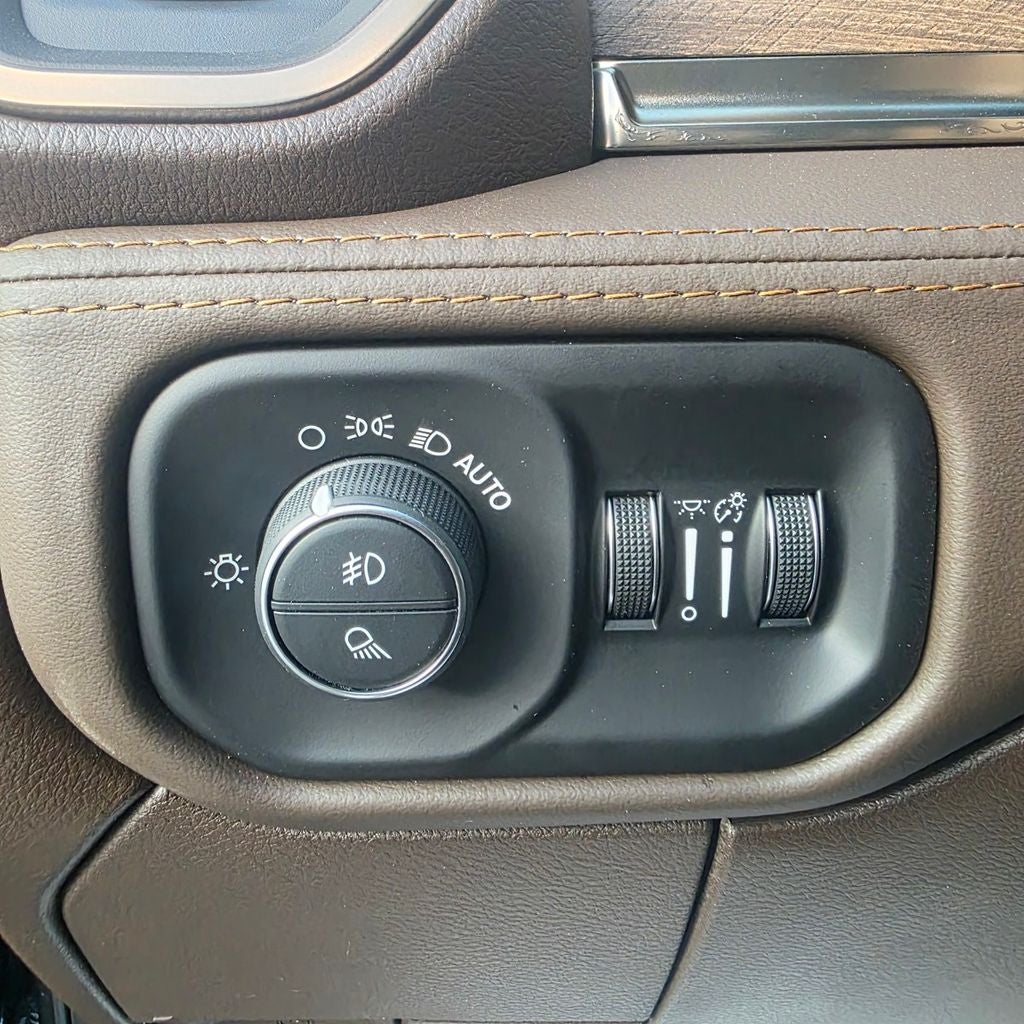 2026 RAM 3500 Limited