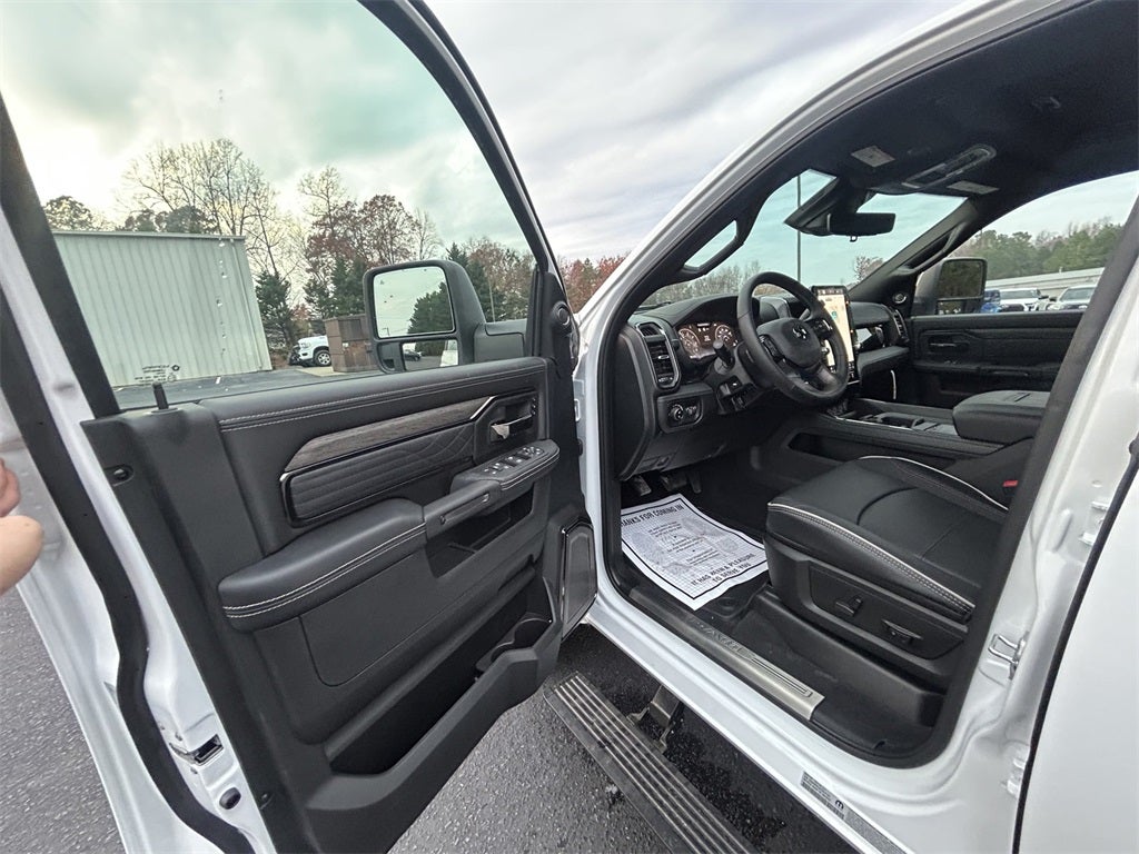 2026 RAM 3500 Limited