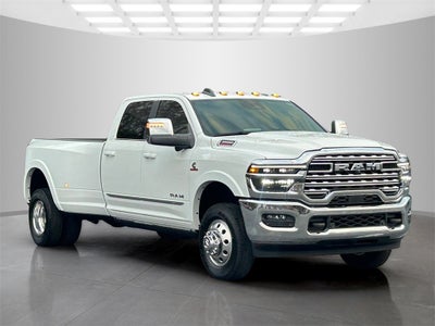 2026 RAM 3500 Limited