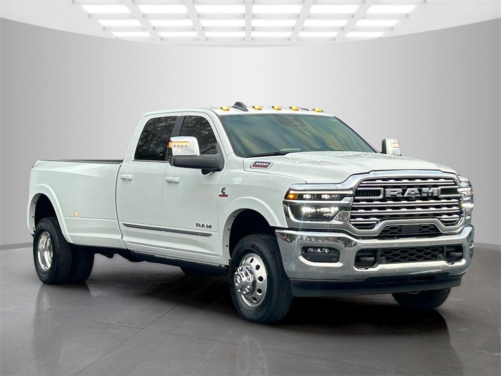 2026 RAM 3500 Limited