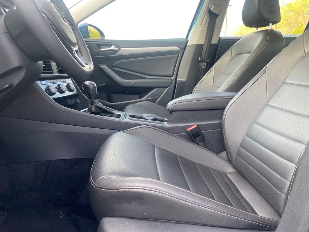 2021 Volkswagen Jetta Base