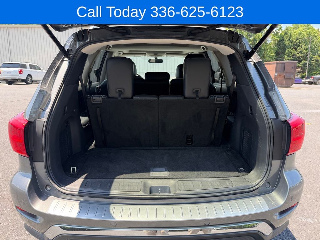 2018 Nissan Pathfinder SL
