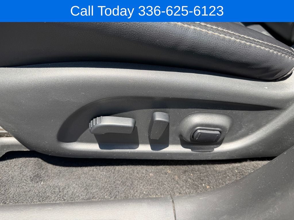 2018 Nissan Pathfinder SL