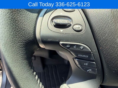 2018 Nissan Pathfinder SL
