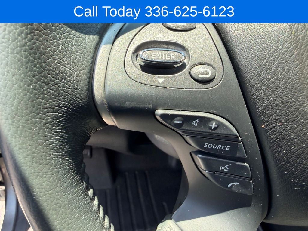 2018 Nissan Pathfinder SL