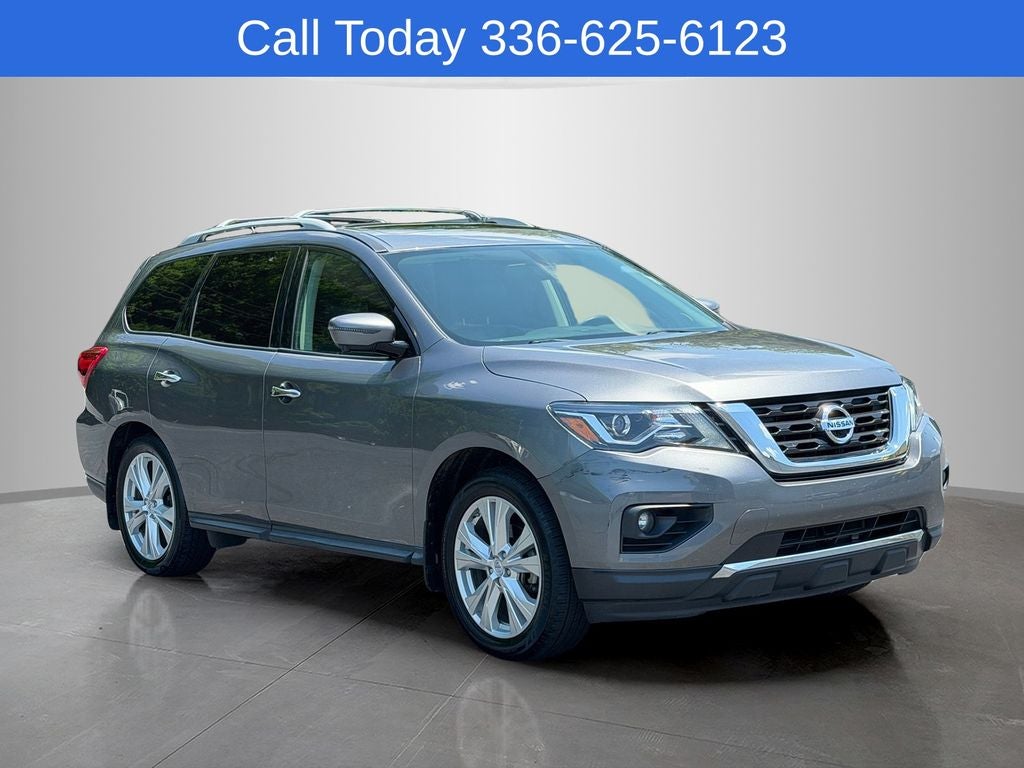 2018 Nissan Pathfinder SL